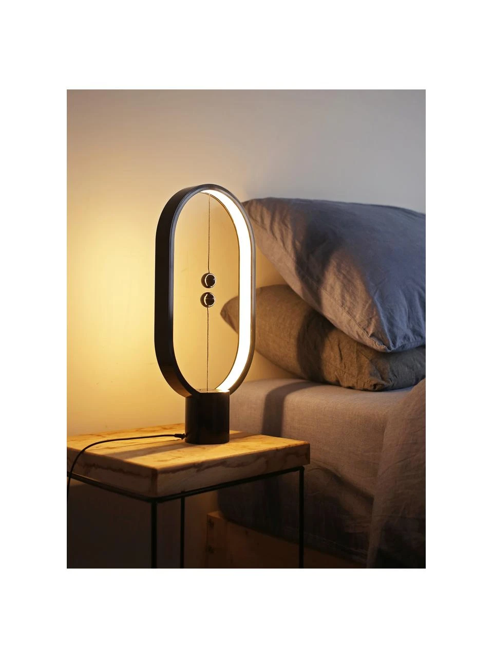 Design LED-Tischlampe Heng, B 20 x H 40 cmNur noch 1 Artikel verfügbar 4 Design LED-Tischlampe Heng, B 20 x H 40 cmNur noch 1 Artikel verfügbar – Bild 2