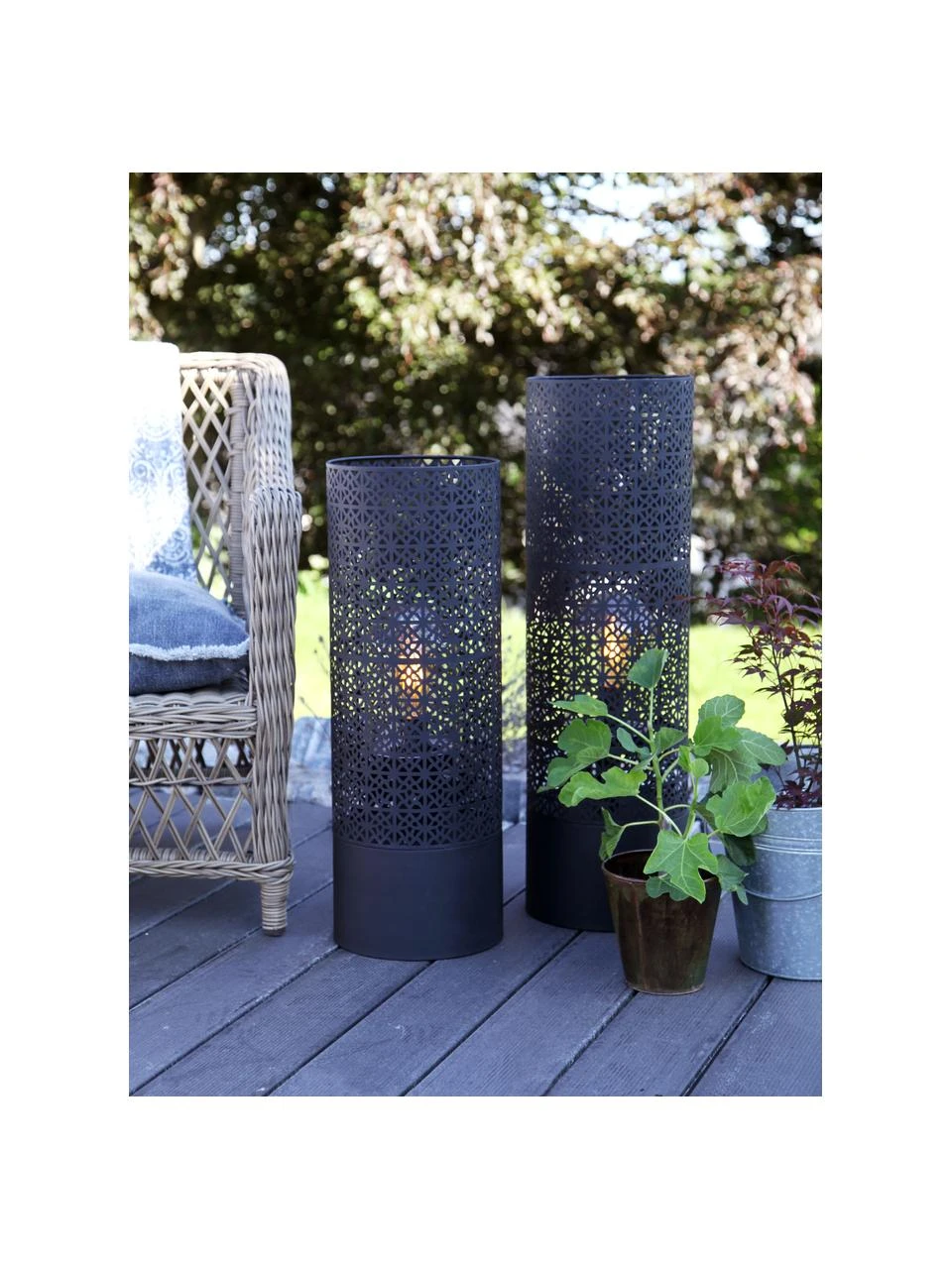 By Rydens Große Bodenleuchte Maison mit Stecker, Ø 24 x H 78 cm 4 By Rydens Große Bodenleuchte Maison mit Stecker, Ø 24 x H 78 cm – Bild 2