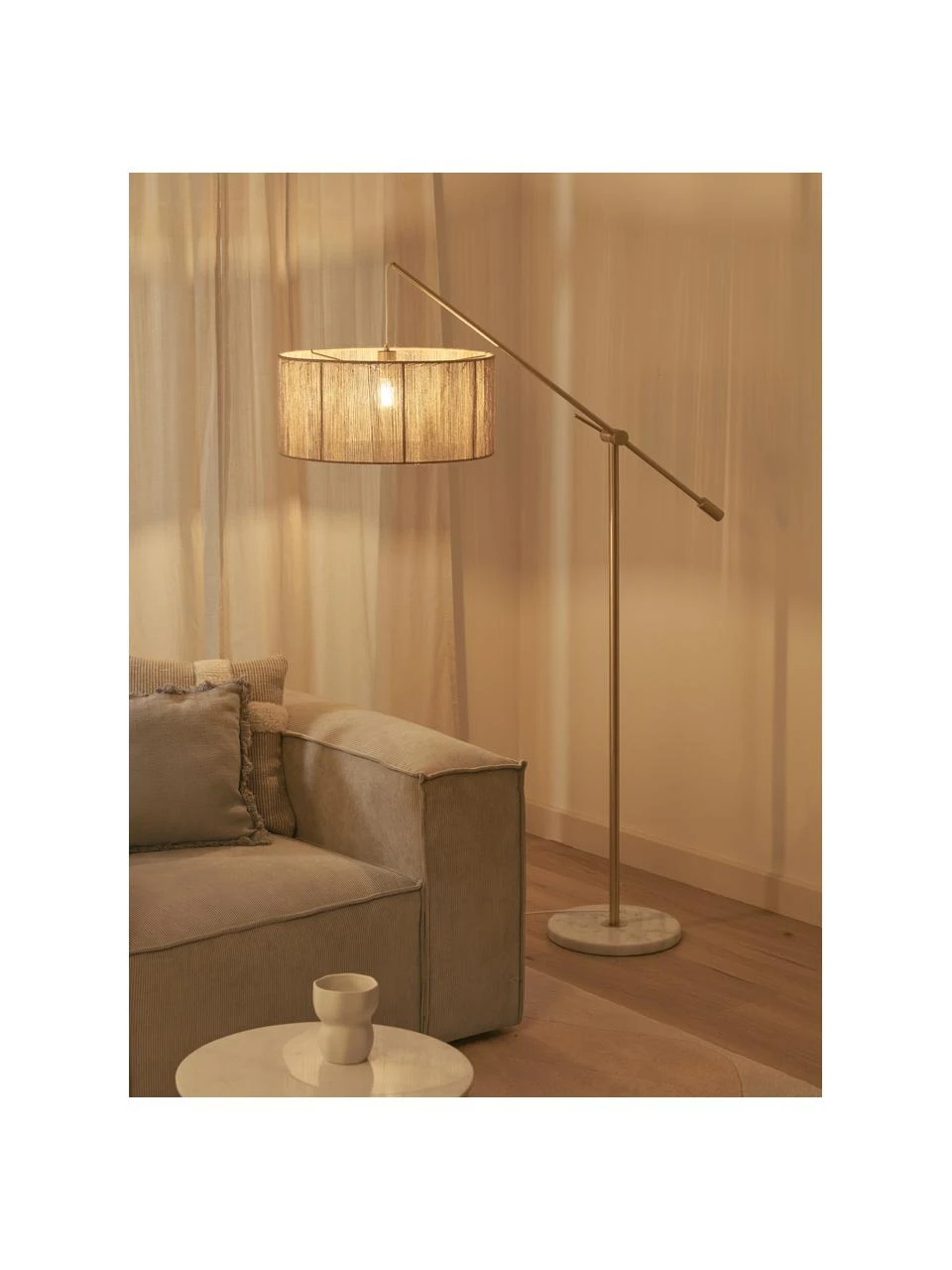 Westwing Collection Große Bogenlampe Lisana mit Marmorfuß, Ø 50 x H 171 cm 7 Westwing Collection Große Bogenlampe Lisana mit Marmorfuß, Ø 50 x H 171 cm – Bild 5