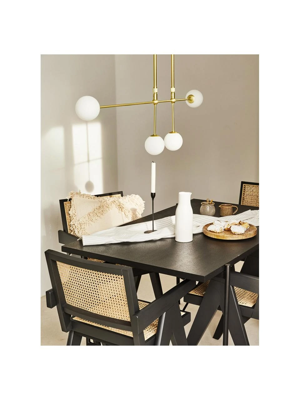 Westwing Collection Große Design Pendelleuchte Moon, B 112 x H 90 cm 5 Westwing Collection Große Design Pendelleuchte Moon, B 112 x H 90 cm – Bild 3