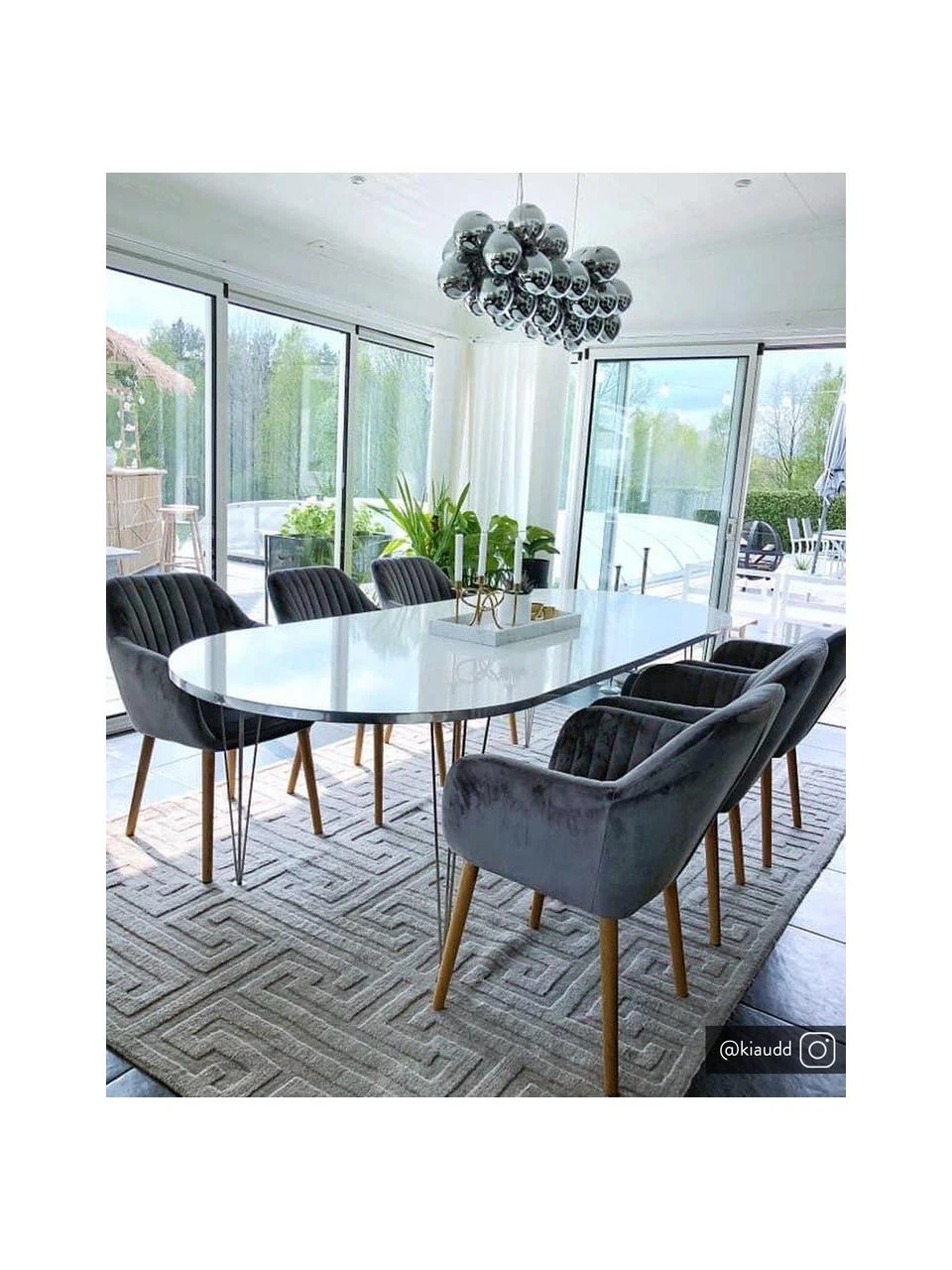 By Rydens Große Glaskugel Pendelleuchte Gross Bar, B 80 x H 36 cmNur noch 1 Artikel verfügbar 4 By Rydens Große Glaskugel Pendelleuchte Gross Bar, B 80 x H 36 cmNur noch 1 Artikel verfügbar – Bild 2