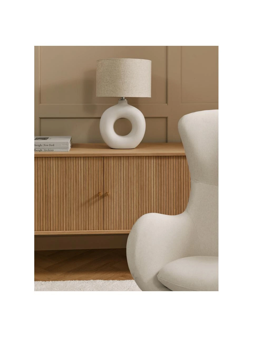 Westwing Collection Große Keramik-Tischlampe Gisella, Ø 35 x H 55 cm 5 Westwing Collection Große Keramik-Tischlampe Gisella, Ø 35 x H 55 cm – Bild 3