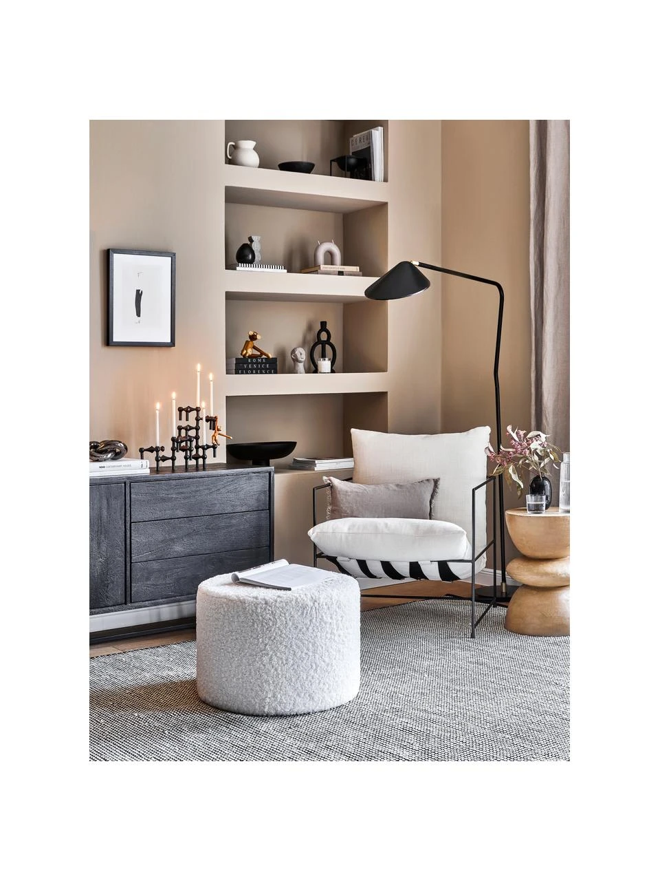 Westwing Collection Große Leselampe Neron mit Gold-Dekor in Schwarz, B 105 x H 171 cm 5 Westwing Collection Große Leselampe Neron mit Gold-Dekor in Schwarz, B 105 x H 171 cm – Bild 3