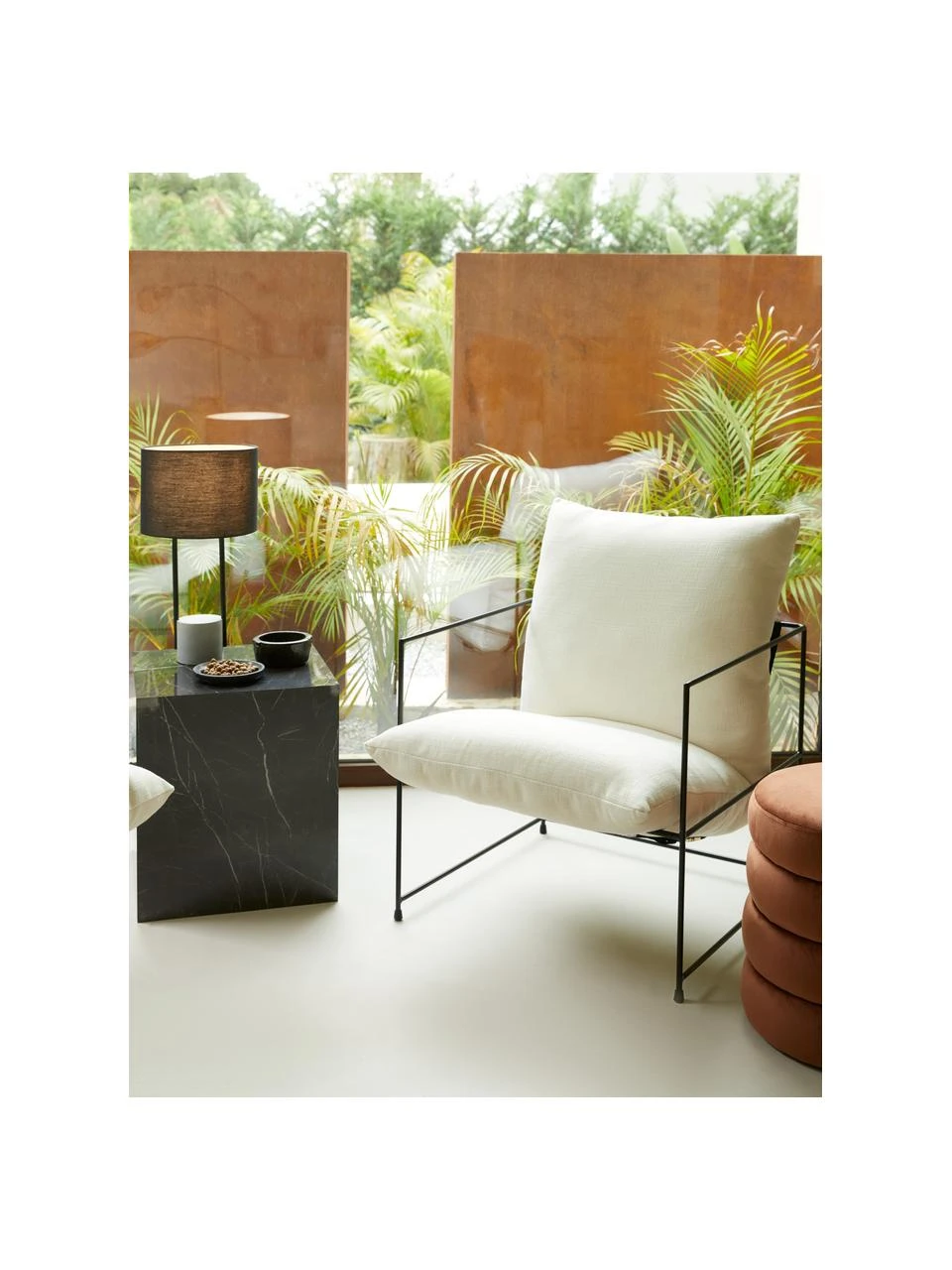 Westwing Collection Große Tischlampe Pipero mit Betonfuß, Ø 28 x H 51 cm 4 Westwing Collection Große Tischlampe Pipero mit Betonfuß, Ø 28 x H 51 cm – Bild 2