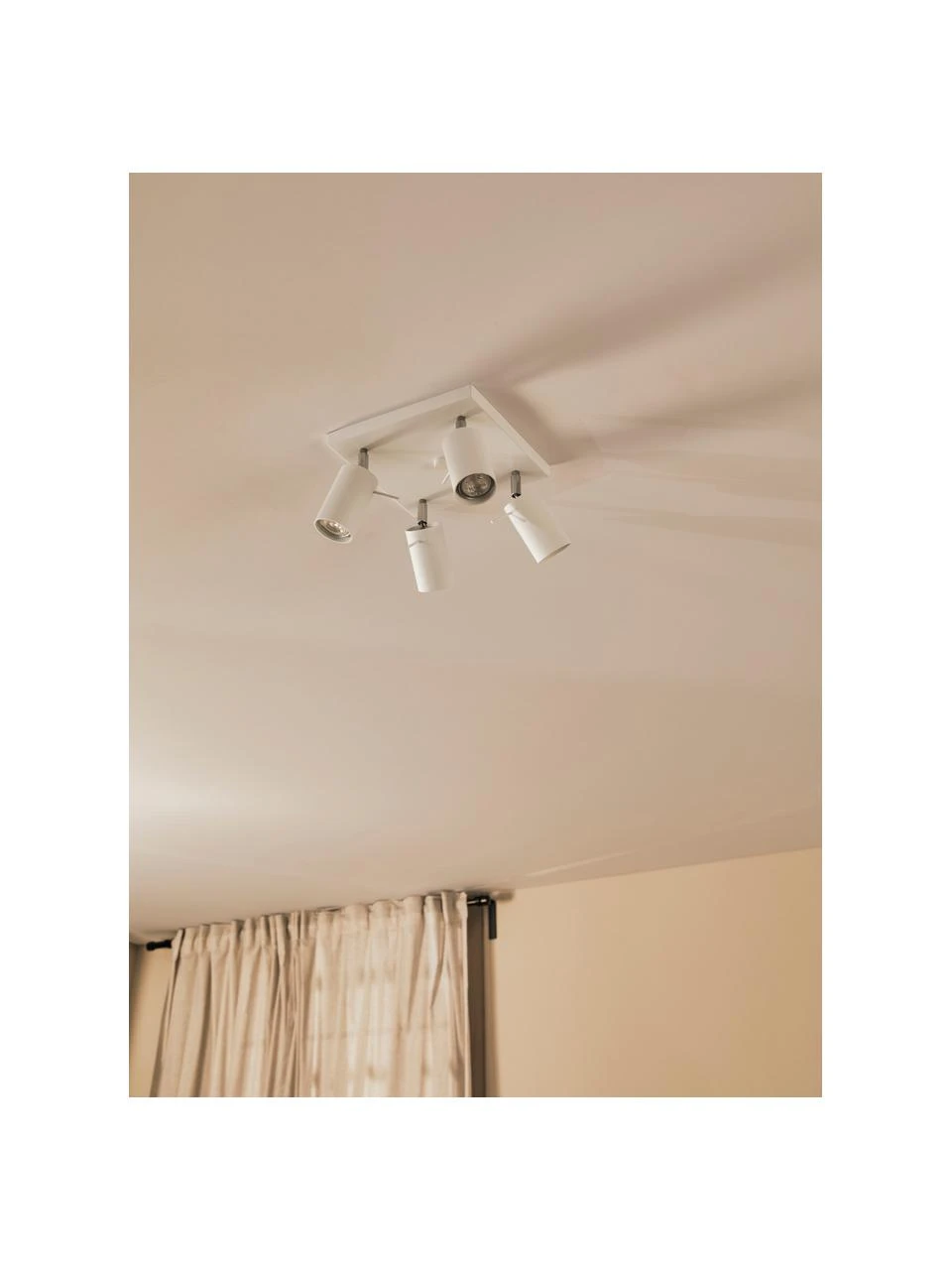 Kleiner Deckenstrahler Etna in Weiß, B 25 x H 15 cm 4 Kleiner Deckenstrahler Etna in Weiß, B 25 x H 15 cm – Bild 2