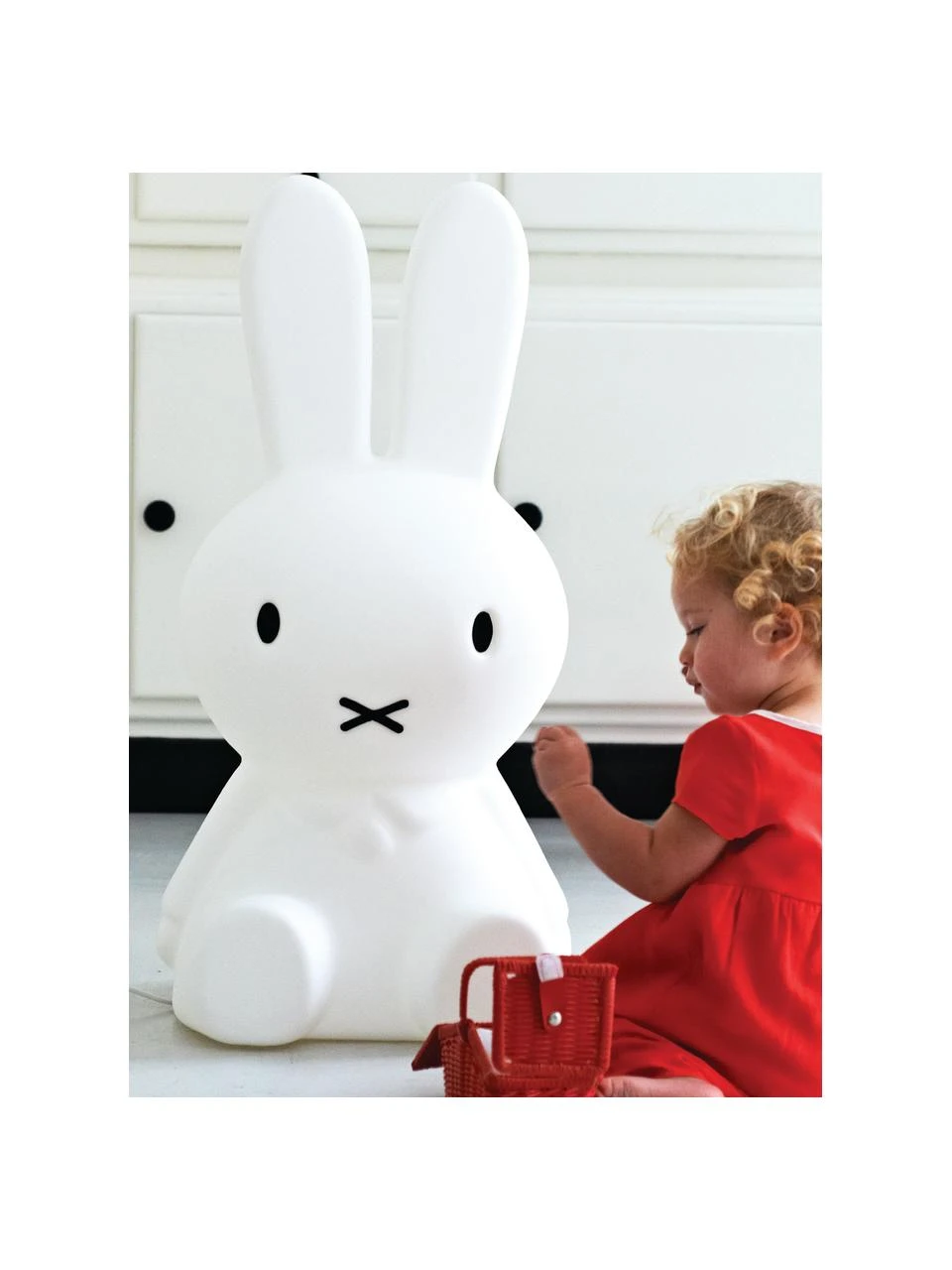 Mr Maria LED-Bodenleuchte Miffy, B 40 x H 80 cmNur noch 1 Artikel verfügbar 5 Mr Maria LED-Bodenleuchte Miffy, B 40 x H 80 cmNur noch 1 Artikel verfügbar – Bild 3