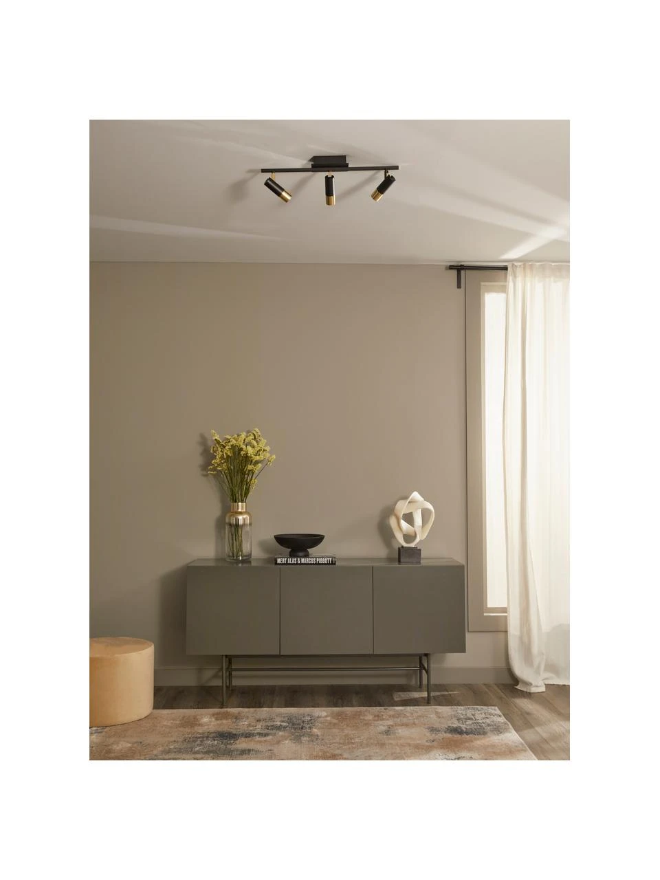 Westwing Collection LED-Deckenstrahler Bobby in Schwarz-Gold, B 66 x H 13 cm 4 Westwing Collection LED-Deckenstrahler Bobby in Schwarz-Gold, B 66 x H 13 cm – Bild 2