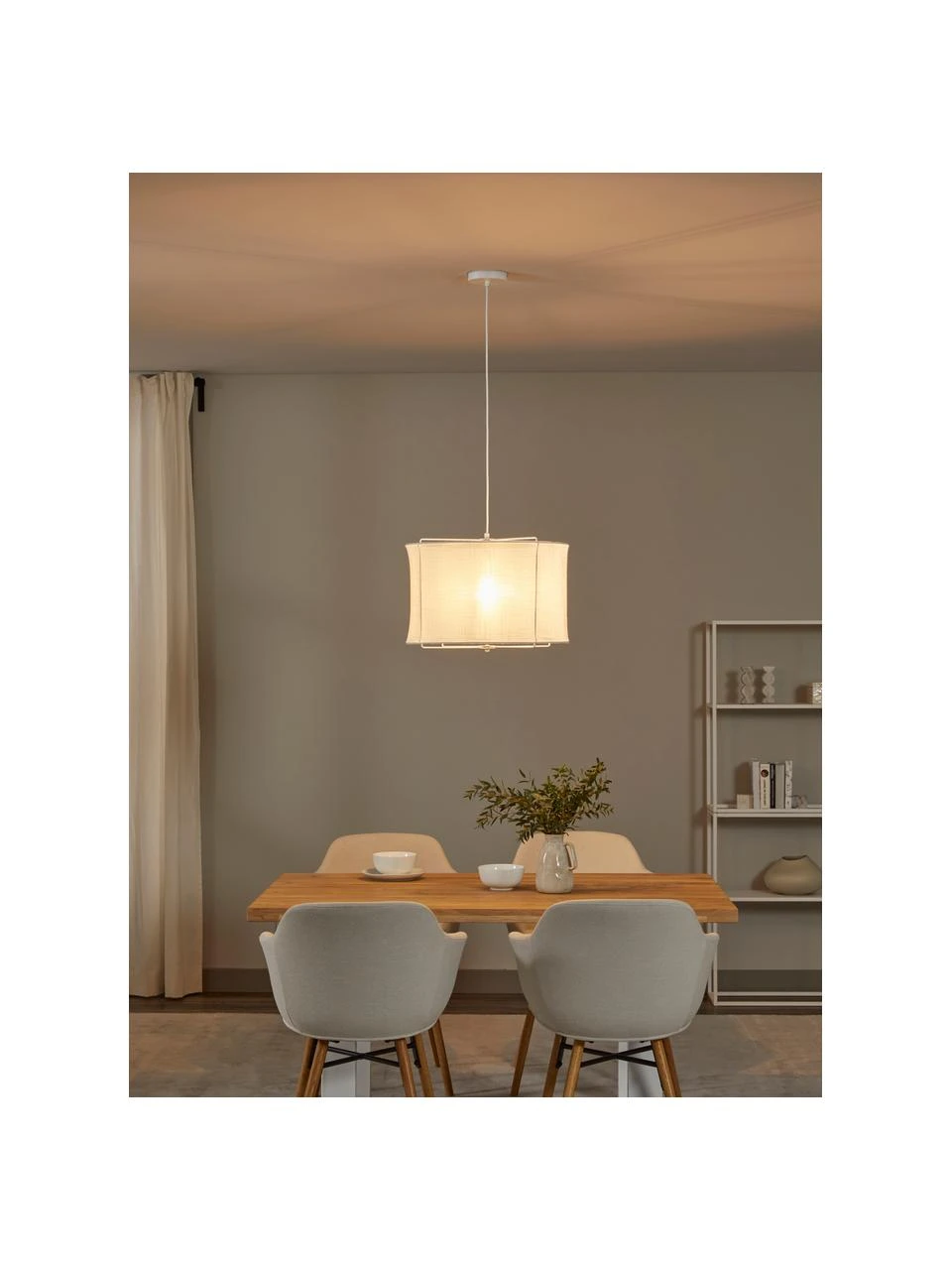 Westwing Collection Pendelleuchte Clouds aus Leinen in Weiß, Ø 50 x H 29 cm 4 Westwing Collection Pendelleuchte Clouds aus Leinen in Weiß, Ø 50 x H 29 cm – Bild 2