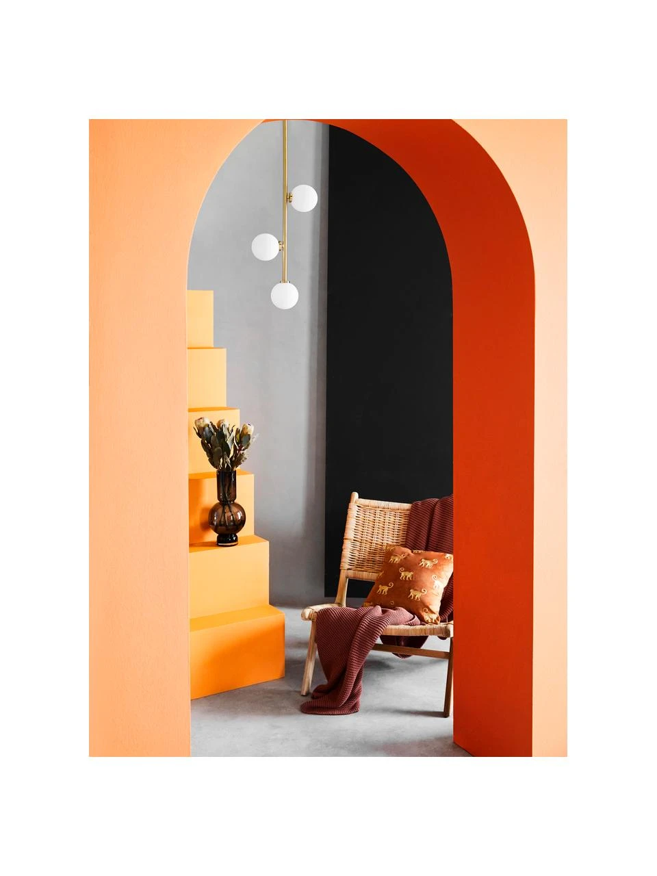 Westwing Collection Pendelleuchte Emily aus Opalglas, B 30 x H 90 cm 4 Westwing Collection Pendelleuchte Emily aus Opalglas, B 30 x H 90 cm – Bild 2