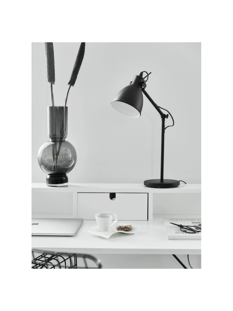 Westwing Collection Schreibtischlampe Ethan im Industrial-Style, Ø 15 x H 43 cm 8 Westwing Collection Schreibtischlampe Ethan im Industrial-Style, Ø 15 x H 43 cm – Bild 6