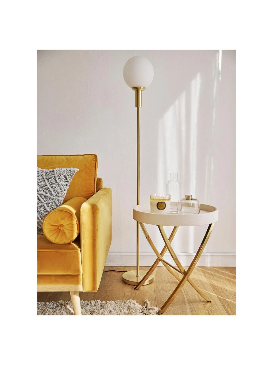 Markslöjd Stehlampe Minna aus Opalglas, Ø 22 x H 144 cm 6 Markslöjd Stehlampe Minna aus Opalglas, Ø 22 x H 144 cm – Bild 4