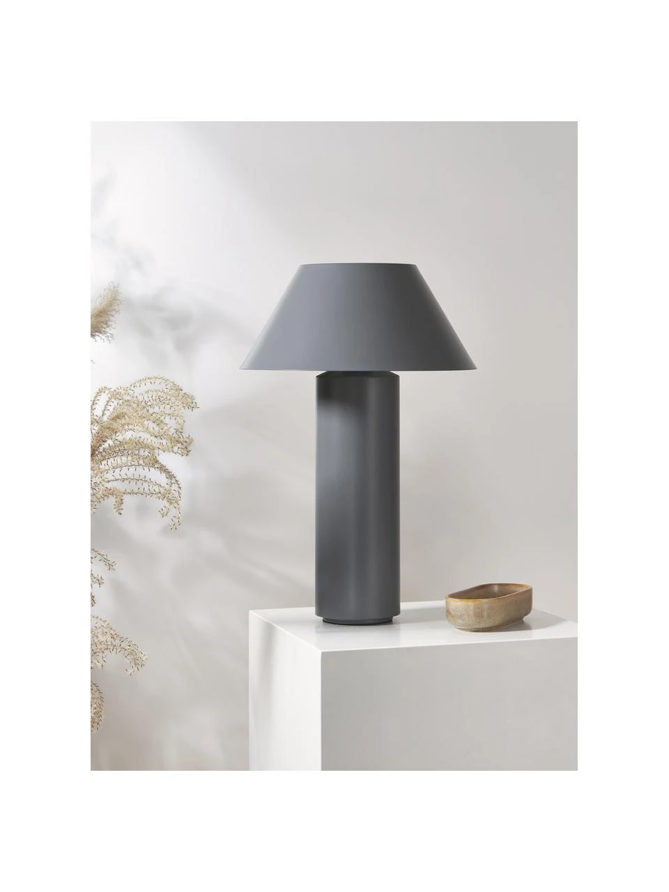 Westwing Collection Tischlampe Niko in Grau, Ø 35 x H 55 cm 4 Westwing Collection Tischlampe Niko in Grau, Ø 35 x H 55 cm – Bild 2