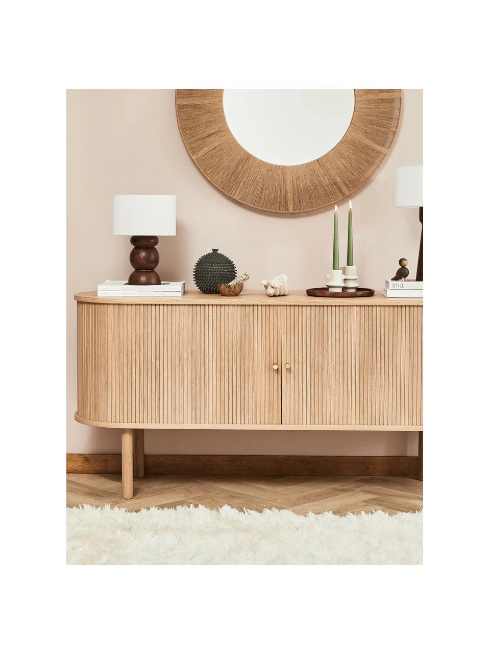 Westwing Collection Tischlampe Sascha aus dunklem Eschenholz, Ø 24 x H 34 cm 4 Westwing Collection Tischlampe Sascha aus dunklem Eschenholz, Ø 24 x H 34 cm – Bild 2