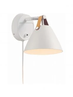 Design for the People Wandleuchte Strap mit austauschbarem Lederband und Stecker, T 21 x H 17 cm